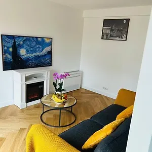 An Exceptional Apartment, 20 Min Paris, 10 Min Orly Airport, 30 Min Disney, 25 Min Versailles, Parking Free Appartement