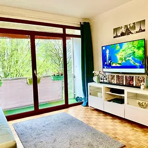 Bel Lumineux A Antony. Appartement